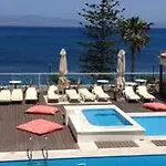 Bristol Sea View 3*