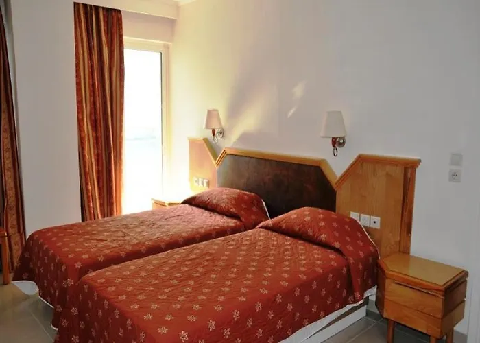 Bristol Sea View 3* Kosz