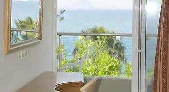 Bristol Sea View 3* Kosz