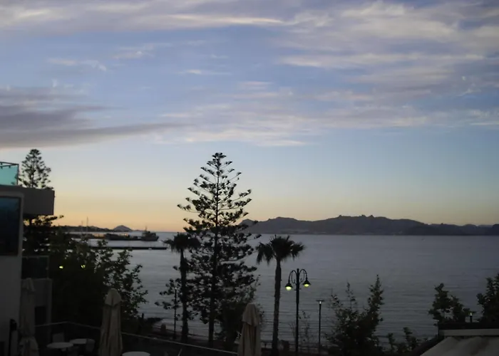 Szálloda Bristol Sea View