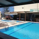 Отель Bristol Sea View 3*