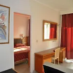 Bristol Sea View Кос