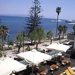 Отель Bristol Sea View 3*