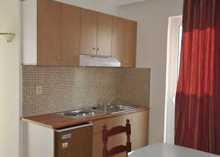 Bristol Sea View Hotel 3*